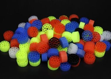 شراء الوسائط المرشحة الأبيض والأسود MBBR مع مادة HDPE البكر لمعالجة مياه الصرف الصحي online manufacture
