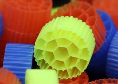 شراء المواد البرية السوداء HDPE MBBR منتج المرشح البلاستيكي لسمك السمك 25mm X 12mm online manufacture
