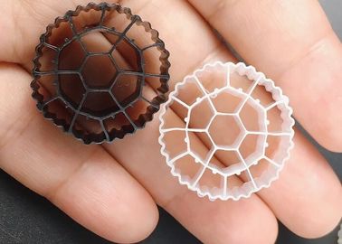 شراء ميديا المرشح البيولوجي للبحيرة MBBR معالجة المياه الترشيح البيولوجي Hdpe 25 * 12mm online manufacture