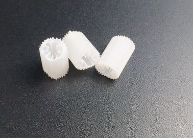شراء Biocell Filter Media Virgin HIPS المادة 5 * 10mm الحجم MBBR Biocell Media Biocell للبركة online manufacture
