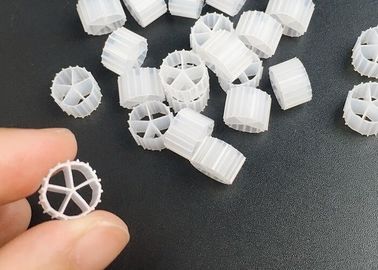 شراء PE03 معالجة مياه الصرف الصحي البيولوجية تقنية MBBR الوسائط المرشحة PE المواد البوليمرية online manufacture