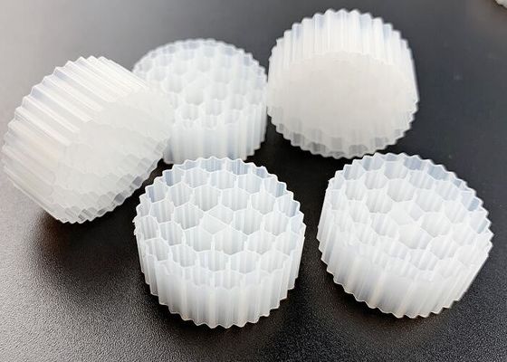 شراء وسائل تصفية الخلايا الحيوية MBBR لمعالجة المياه في المدينة online manufacture