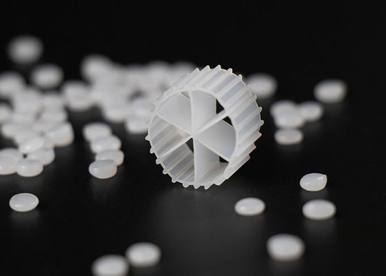 شراء MBBR 100% برجين HDPE PE04 بييو فلتر الوسائط اللون الأبيض 0.98g/Cm3 online manufacture