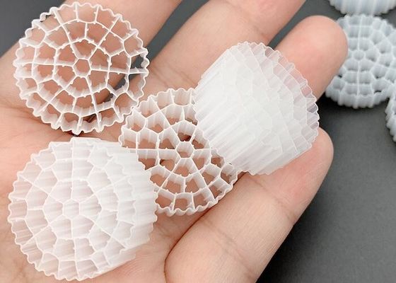 FDA PE37 25 * 10MM HDPE أبيض MBBR الوسائط المرشحة العائمة