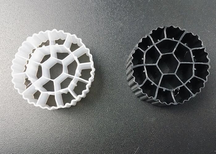 عملية الخلايا النشطة اللون الأبيض HDPE منتجات البلاستيك MBBR لـ SBRs