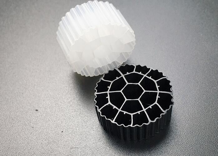 عملية الخلايا النشطة اللون الأبيض HDPE منتجات البلاستيك MBBR لـ SBRs