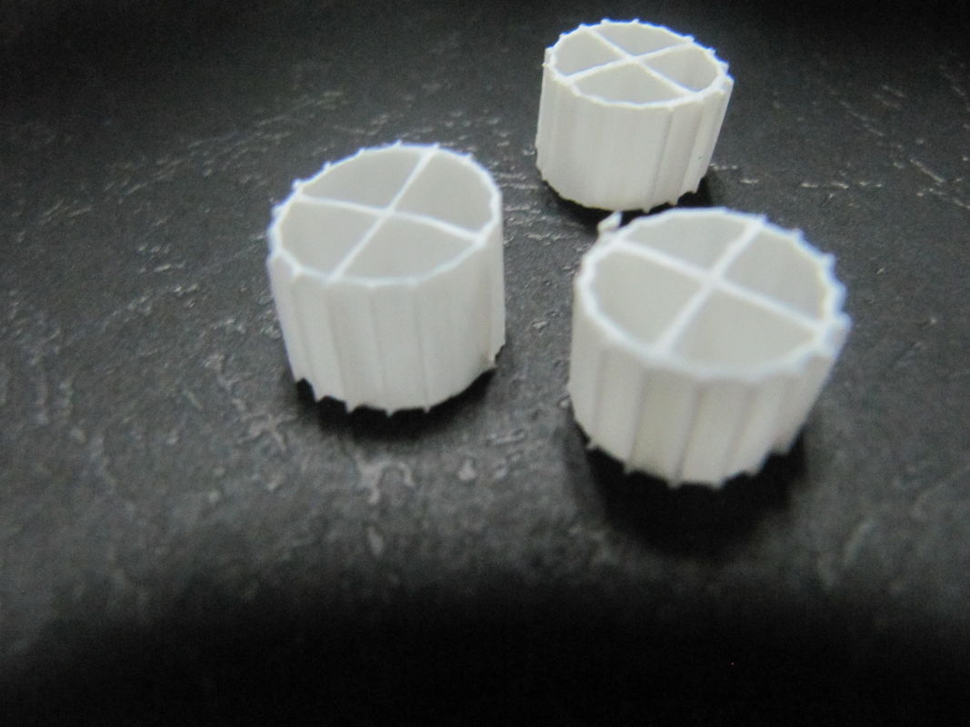 الوسائط البيولوجية المنشطة MBBR K1 مع اللون الأبيض ومادة HDPE العذراء