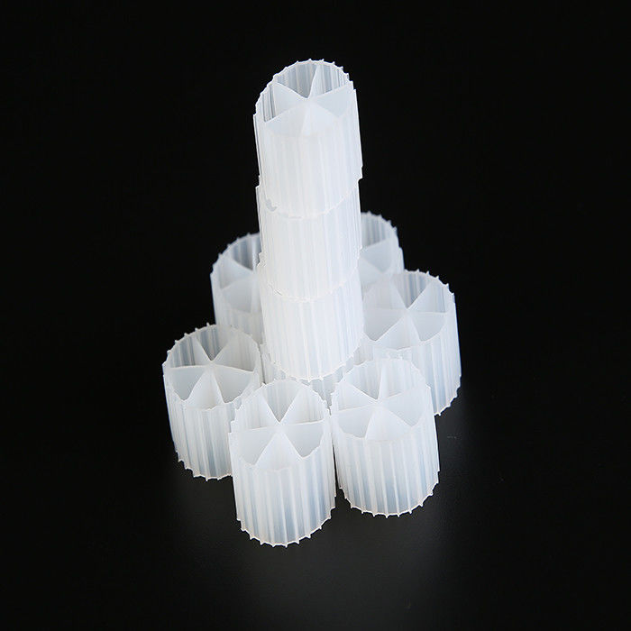 الوسائط المرشحة العائمة MBBR عمر طويل 0.96g/cm3 - 0.98g/cm3 الكثافة