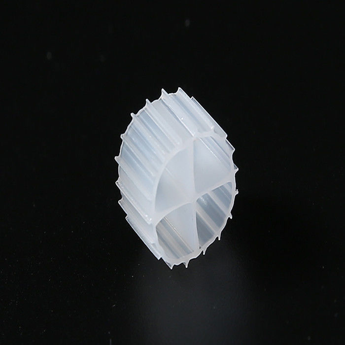 محطة معالجة مياه الصرف الصحي بتكنولوجيا فلتر الوسائط mbbr kaldnes k1/k3 لأنظمة تربية الأحياء المائية ras