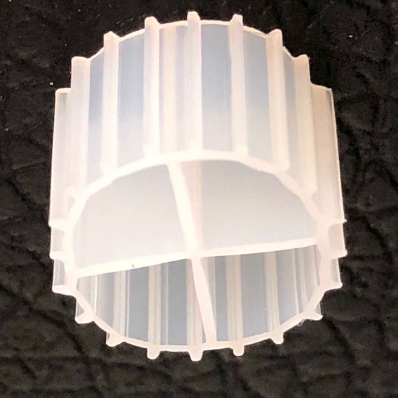 الوسائط المرشحة الحيوية MBBR HDPE K1 K3 الوسائط الحيوية المستخدمة في معالجة مياه الصرف الصحي