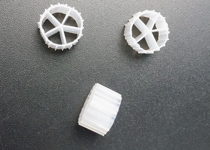 K1 K3 حاوية الفيلم الحيوي مرشح التعبئة Hdpe 10 * 7mm راس تربية الأسماك 5 غرف