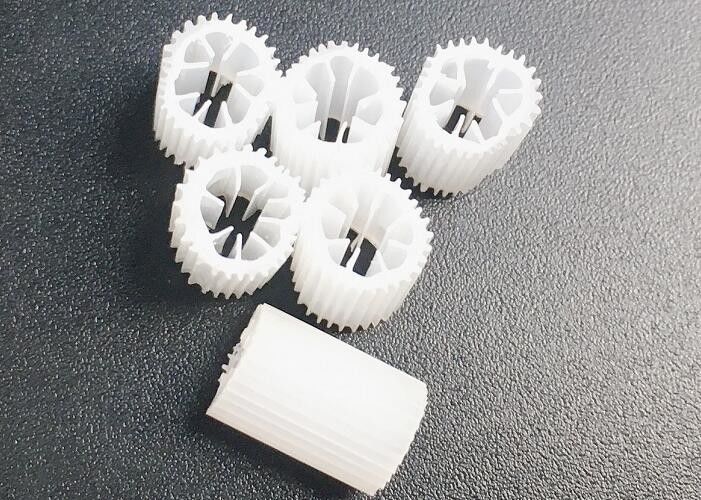 توفير المساحة منتجات الفلاتر العائمة البلاستيكية