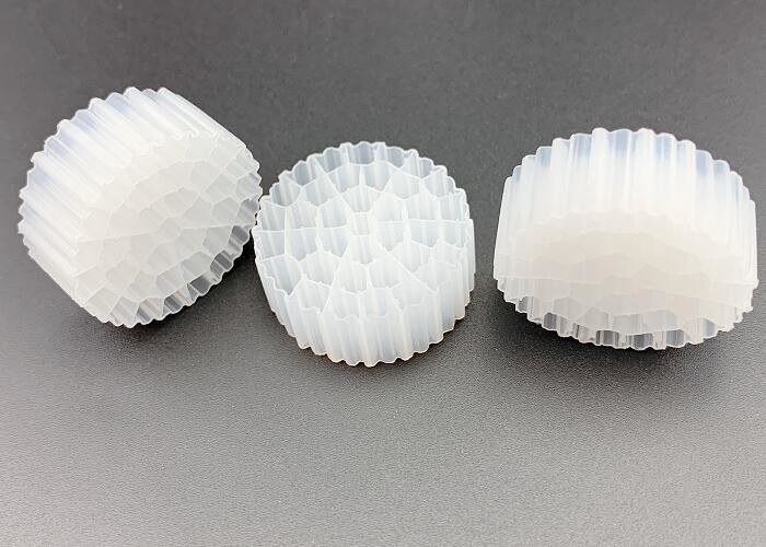 FDA PE37 25 * 10MM HDPE أبيض MBBR الوسائط المرشحة العائمة