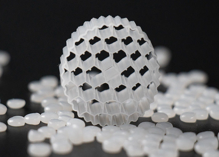 البيوموفير البيضاء 38 غرفه بيولوجية لترشيح الوسائط للتربية المائية