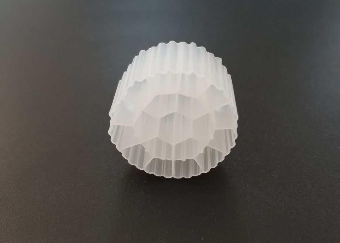 الالوان البيضاء HDP فلتر الوسائط ، بلاستيك فلتر الوسائط خدمة طويلة