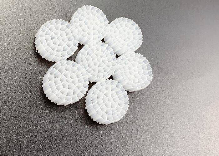 معدات تهوية الوسائط البيولوجية البلاستيكية IFAS MBBR K1 الوسائط المرشحة اللون الأبيض