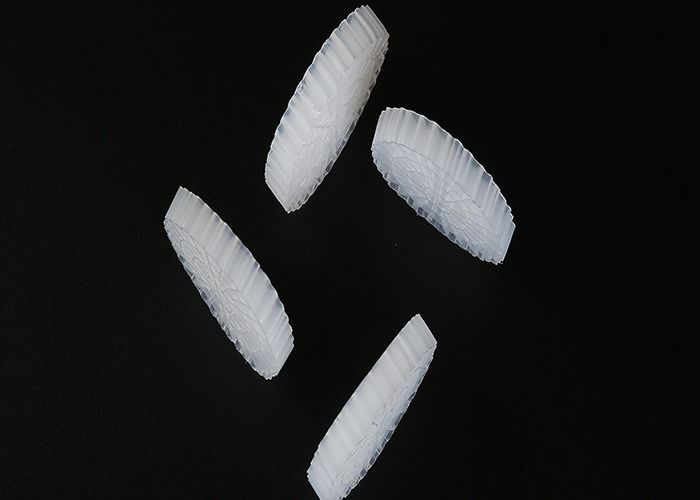 مساحة سطحية عالية K1 وسائل التصفية البيضاء العذراء HDPE مواد توفير الطاقة