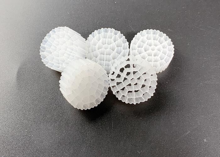 PE37 اللون الأبيض السرير المتحرك الفيلم الحيوي مفاعل A / O تكنولوجيا COD BOD تحرك